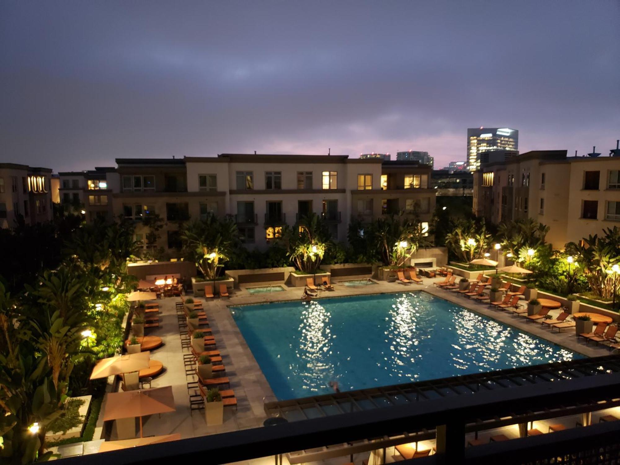Penthouse Dreams Irvine Exterior foto