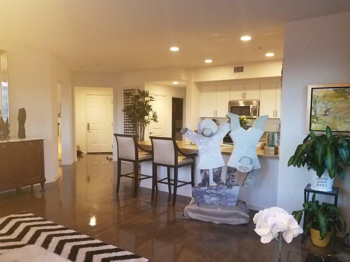 Penthouse Dreams Irvine Exterior foto